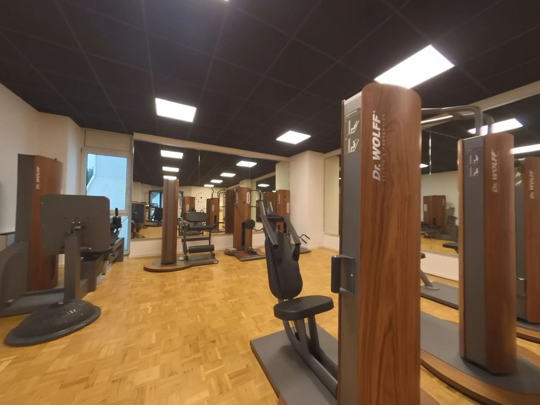 Dr. Wolff Trainingsgeräte